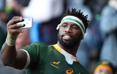 Soul-warming Siya Kolisi brings light to load shedding fears: 'We don't ...