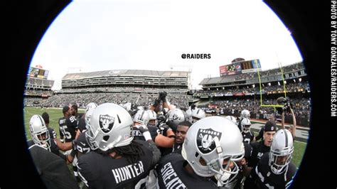 Raiders vs. Eagles Week 9