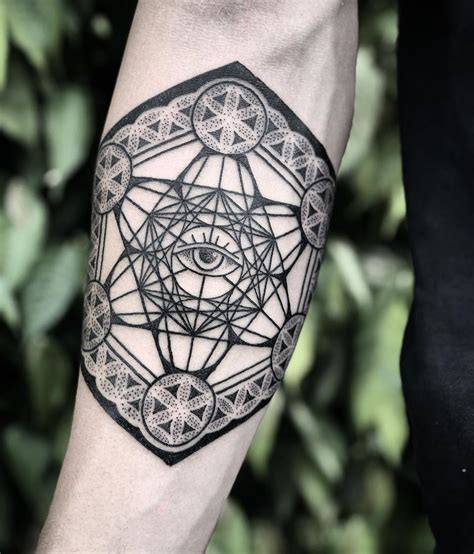 Caco Menegaz on Instagram: "Metatron cube done at @karmahousetattoos during my stay over there 🙏 ...