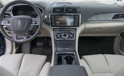 2017 Lincoln Continental Interior: Inside the Reserve Model