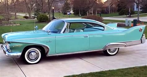 1960 Plymouth Fury with Golden Commando 395 - Video Walkaround