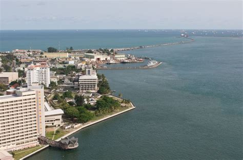 Lagos Views - NNS Aradu - "The Nigerian Flagship 'Aradu" at home with the Federal Palace Hotel ...