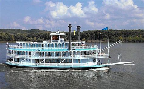 TWILIGHT RIVERBOAT | north-county-tours