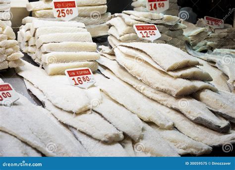 Cod fish selling at market stock image. Image of catalunya - 30059575