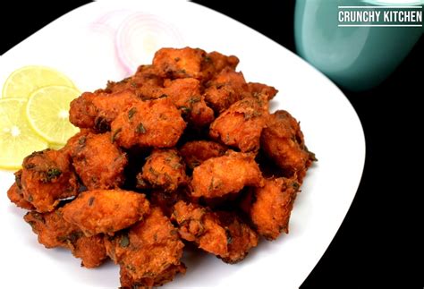 Street Style Chicken Pakora | Crispy chicken pakora | Spicy Chicken ...