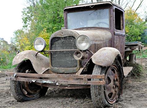 Barn Find 03 | Vintage trucks, Antique trucks, Abandoned cars