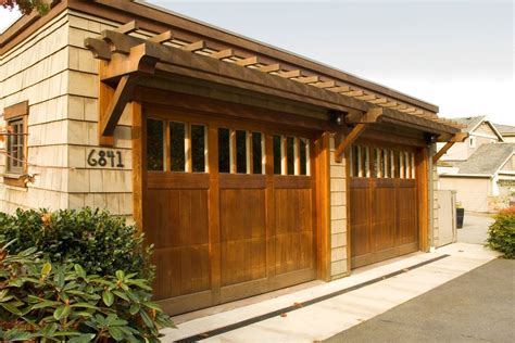 Pin by Nancy Banks on House Ideas | Craftsman style garage doors ...