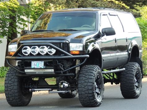 2001 Ford Excursion Limited/4WD/7.3L DIESEL / LIFTED/ ONE OF A KIND