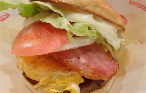 The Many Faces of the Sasebo Burger | All About Japan