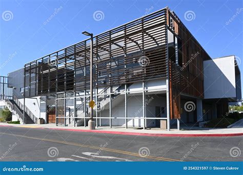 IRVINE, CALIFORNIA - 21 AUG 2022: the Life Sciences Building on the ...