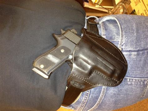 Sig 220 Holster - Gun Holsters, Rifle Slings and Knife Sheathes - Leatherworker.net