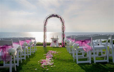 Beach Weddings in San Diego. Call (619) 479-4000
