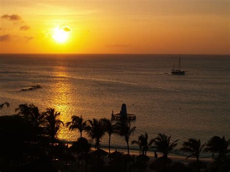 Sunset in Aruba | Smithsonian Photo Contest | Smithsonian Magazine