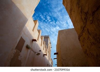 Doha Qatar Traditional Buildings Architecture Stock Photo 2107099316 ...