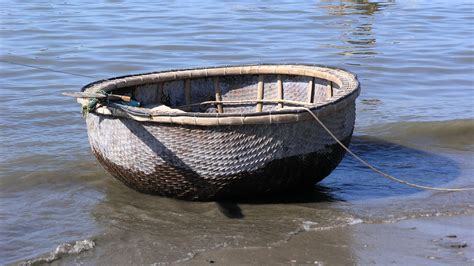 Uncovering a 4,000-Year-Old Mesopotamian Boat - Patrimoine culturel et monument historique