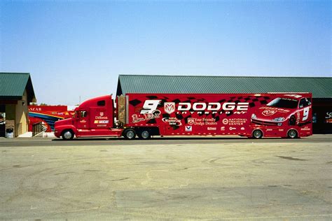 #9 Bill Elliott Dodge Hauler | Nascar trucks, Nascar cars, Drag racing cars