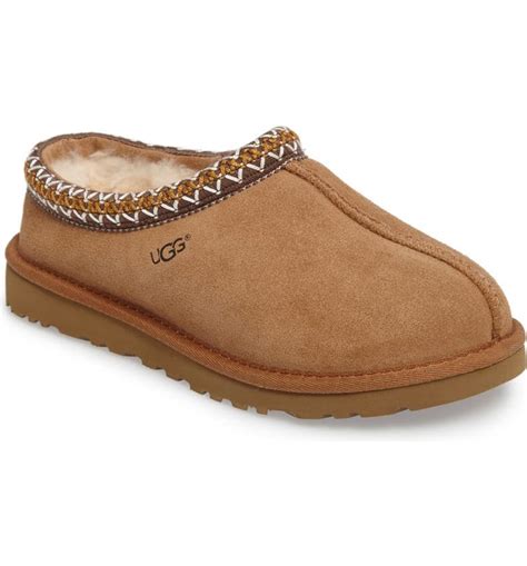 UGG Tasman Slipper | 10 Ways to Wear Clogs and Where to Shop Them | POPSUGAR Fashion UK Photo 13