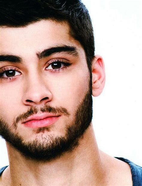 oh my gosh! Zayns eyes!!!!!! OMG!!!! i just love his eyelashes!! and ...