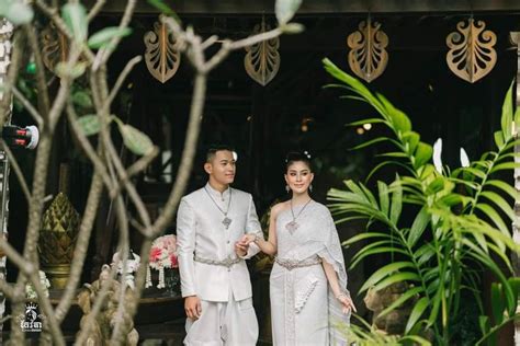 🇰🇭 CAMBODIA 🇰🇭 Beautiful Cambodia traditional wedding dresses ⚜️ Luxury Khmer wedding outfits ⚜️ ...