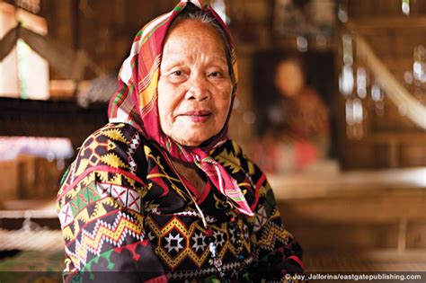 T'boli's Great Lady, "National Living Treasure" Lang Dulay, dies at 86 - When In Manila