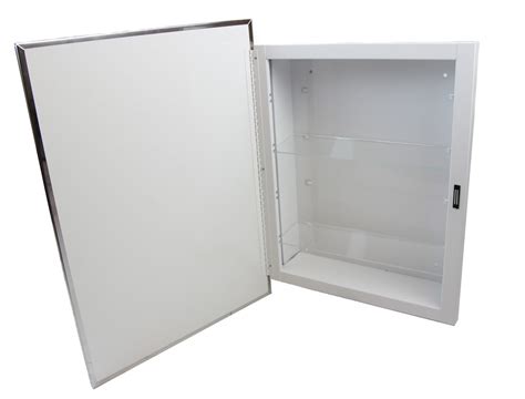 Recessed Medicine Cabinet – Frost