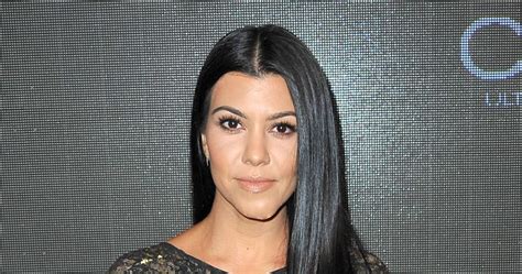 How Much is Kourtney Kardashian Worth – Net Worth Base