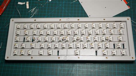 Hand-wiring a custom keyboard