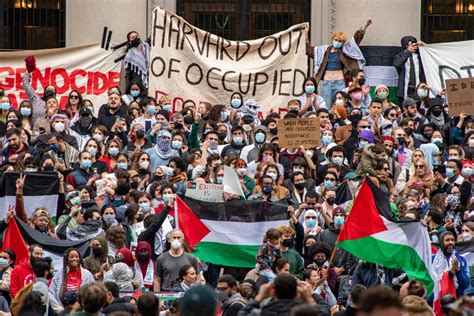 Harvard Gets More Bad News as Another Billionaire Cuts Ties Over Pro-Hamas Remarks | NTD