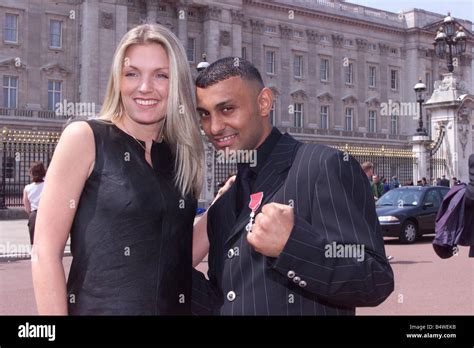 Prince Naseem Hamed with wife Eleasha May 1999 outside Buckingham ...