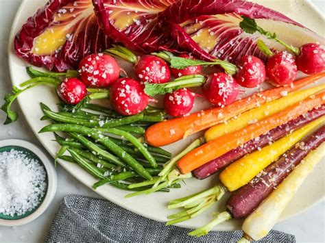 Your Crudite Could Be So Much More Fabulous | Food, Wine recipes, Season fruits and vegetables