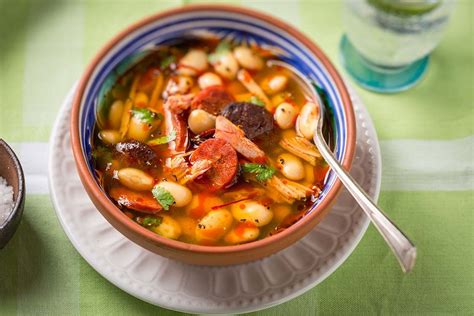 Fabada | Recipe | Recipes, Chickpea recipes, How to cook beans