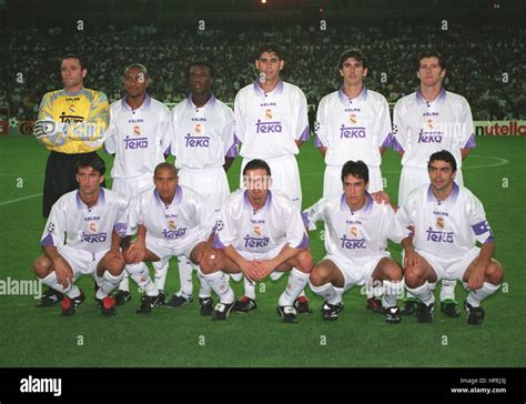 REAL MADRID TEAM PHOTO REAL MADRID FC 15 October 1997 Stock Photo - Alamy