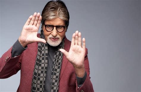 GoodBye First Look: Amitabh Bachchan Enjoys Kite Flying Along With ...