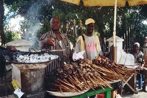 Discover: How to properly dine in Accra, Ghana – Sekka Magazine