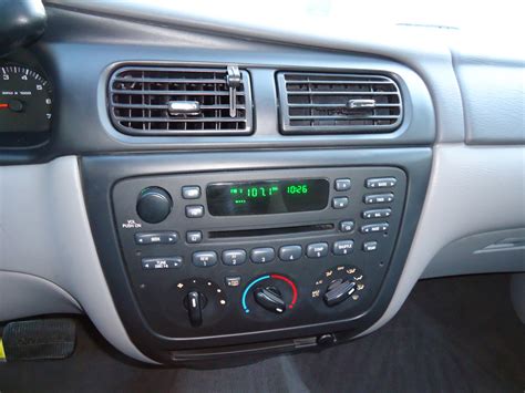 2002 Ford Taurus - Interior Pictures - CarGurus