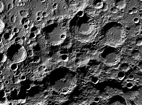 Bad Astronomy | India’s Chandrayaan-2 sees boulders and craters on the Moon | SYFY WIRE