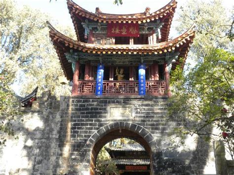 Kunming Golden Temple - 2020 All You Need to Know BEFORE You Go (with Photos) - Tripadvisor