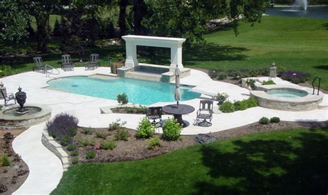 LUXURY SWIMMING POOL DESIGN - Barrington Pools