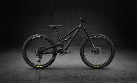 Best 24 Inch Mountain Bikes (Hardtail, Full Suspension, Downhill ...