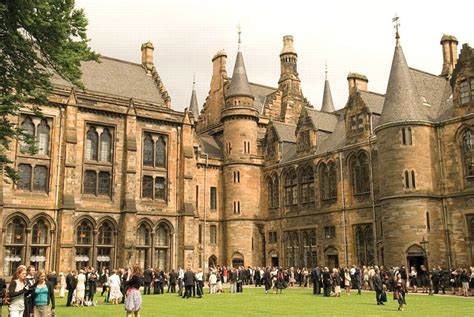 University of Glasgow - Feels like studying with Harry Potter :D ...