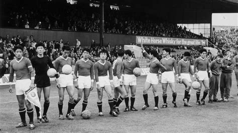 The North Korea national football team before their match against Italy ...