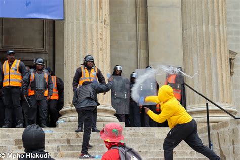 GALLERY: Tensions rise on third day of protests - Wits Vuvuzela