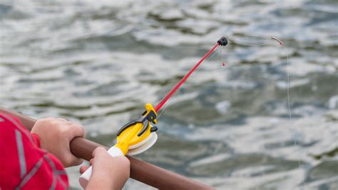 The Best Travel Fishing Rods for Your Next Trip - Getaway Couple