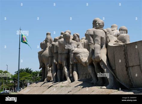 Monumento às Bandeiras in Sao Paulo, Brasil Stock Photo - Alamy