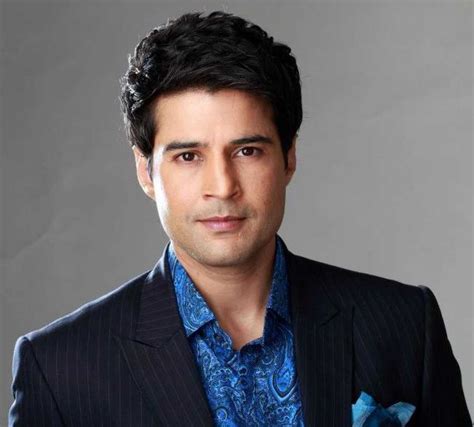 Rajeev Khandelwal movies, filmography, biography and songs - Cinestaan.com