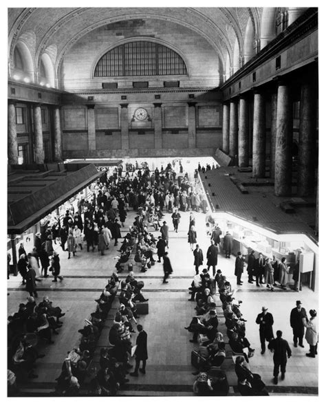 [Interior of Chicago and North Western Railway station] - The Portal to Texas History