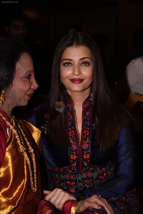 Aishwarya Rai Bachchan for her dance teacher's event on 7th Dec 2016 ...