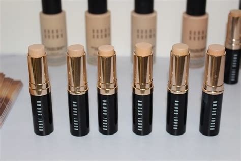 Bobbi Brown Foundation New Shades 2019 (43 swatches)