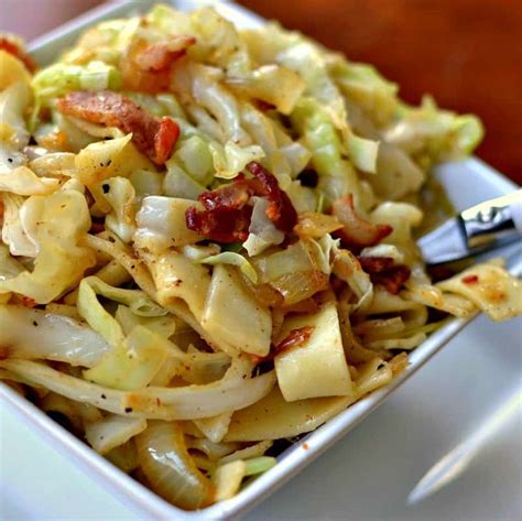 Haluski (Bacon Cabbage and Noodles) | Small Town Woman