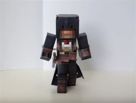 Minecraft : Assassin's Creed Unity Paper Toy | Paperized Crafts